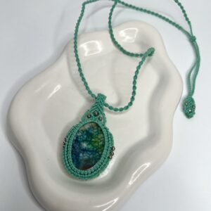 Żródło — wisior z kamieniem naturalnym